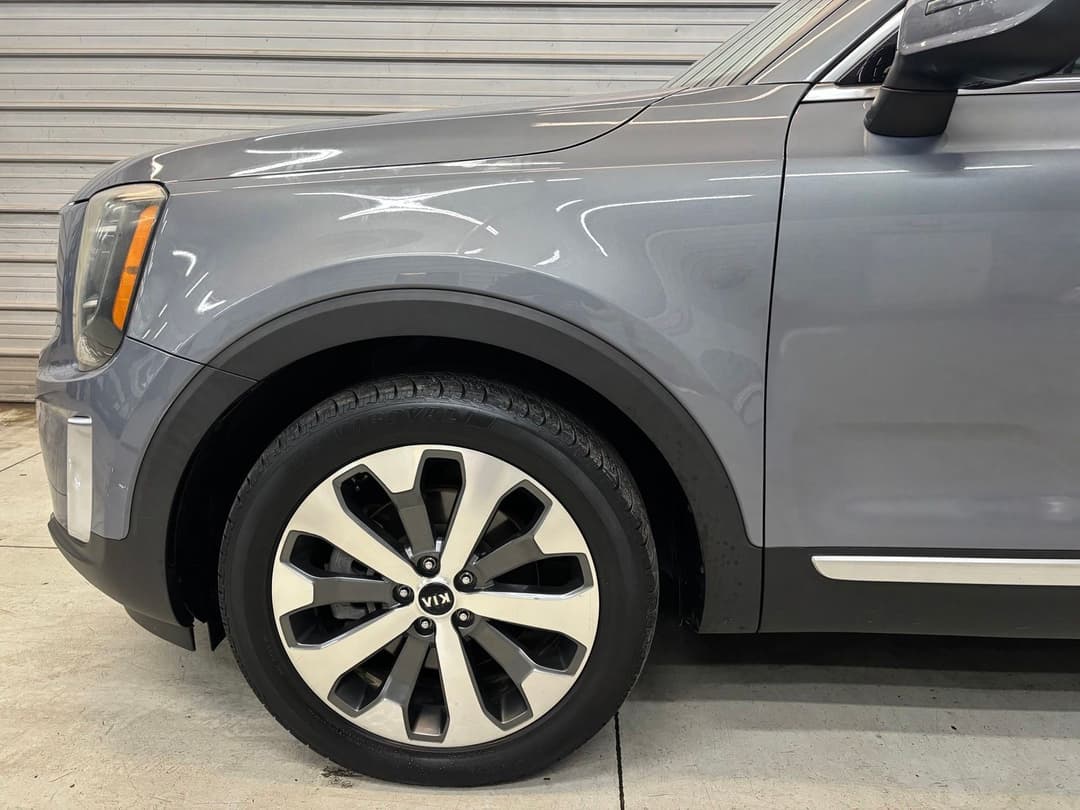 Photo 4 of 2020 Kia Telluride S