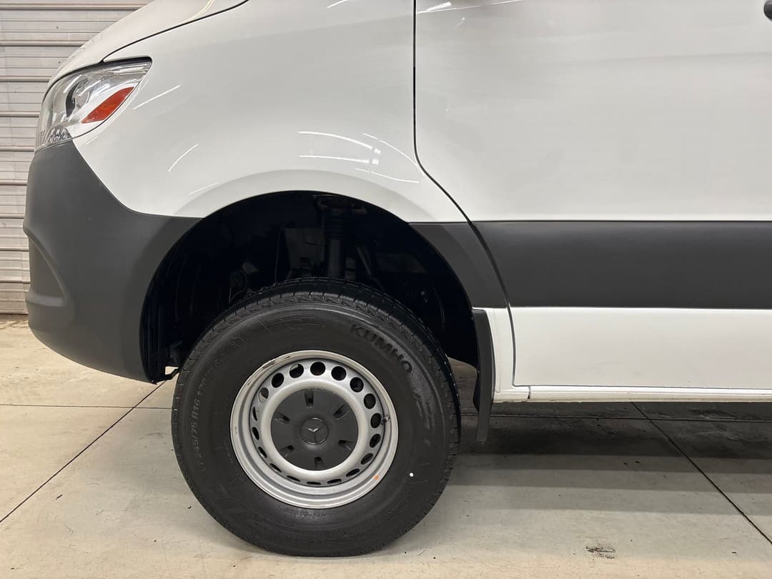 Photo 4 of 2019 Mercedes-Benz Sprinter Cargo 144 WB