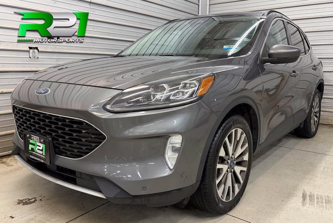 Photo 1 of 2021 Ford Escape Titanium