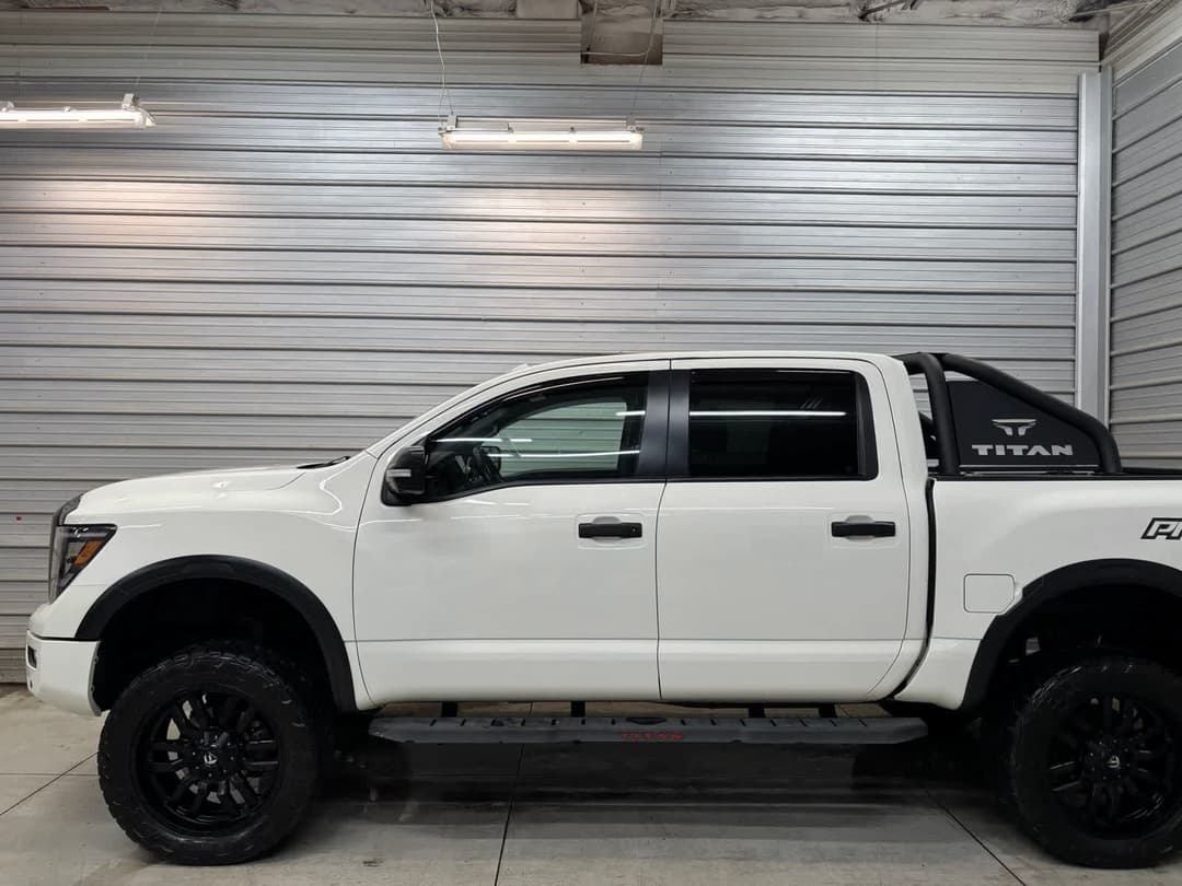 Photo 3 of 2021 Nissan Titan PRO-4X