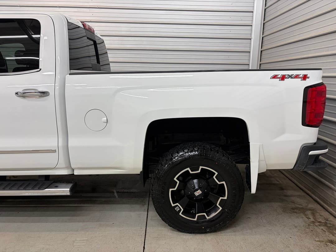 Photo 5 of 2015 Chevrolet Silverado 3500HD High Country