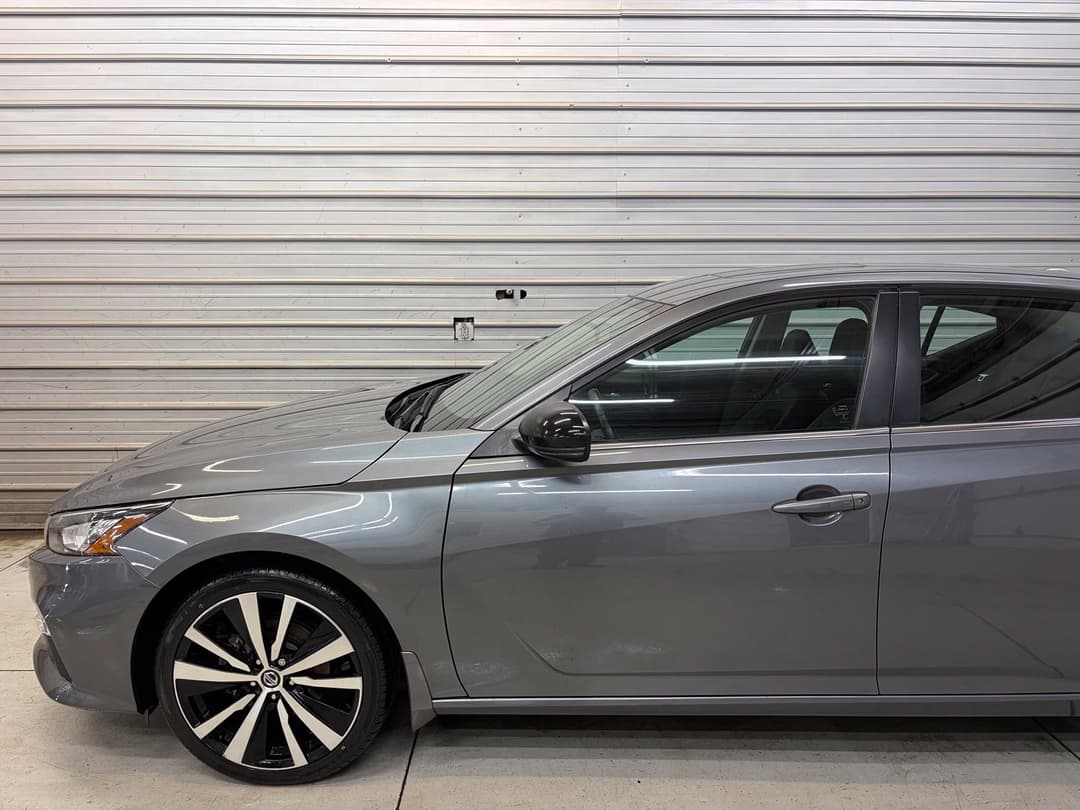 Photo 3 of 2020 Nissan Altima 2.5 SR