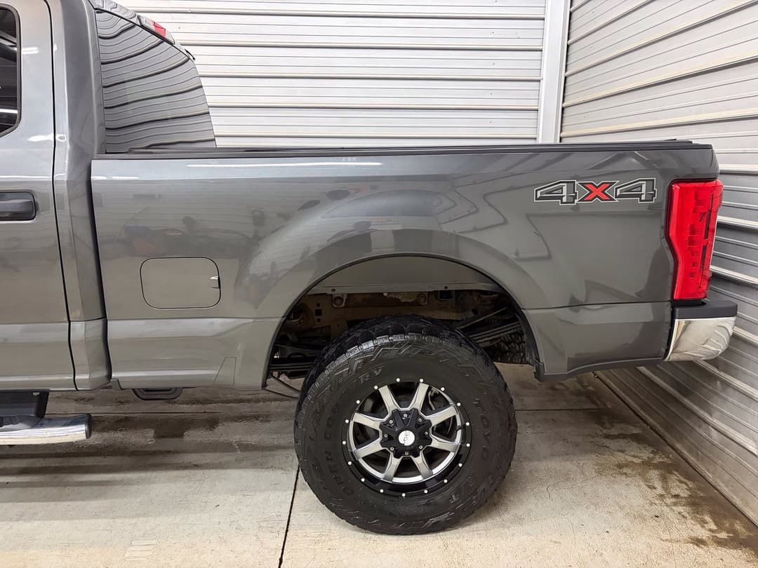 Photo 5 of 2017 Ford F-350 Super Duty XLT