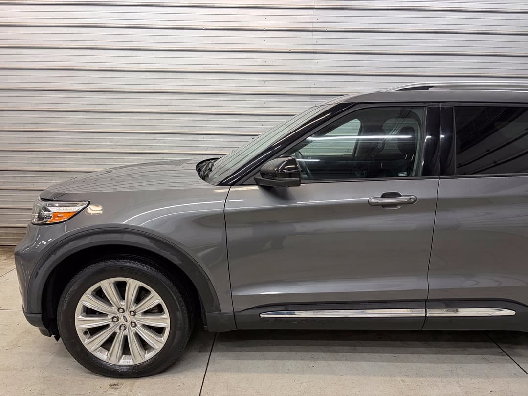 Photo 3 of 2021 Ford Explorer Hybrid Limited