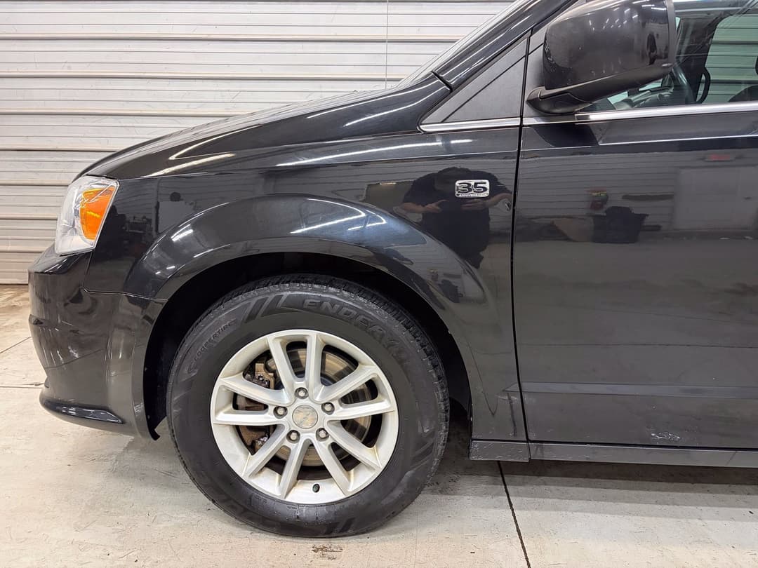 Photo 4 of 2019 Dodge Grand Caravan SXT