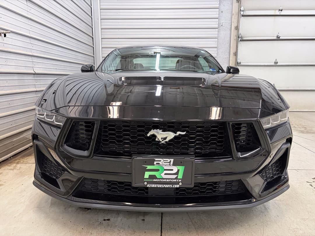2024 Ford Mustang GT - Image 2