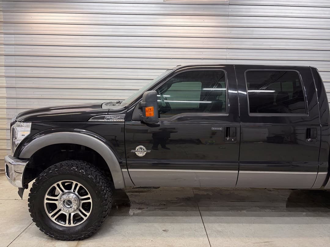 Photo 3 of 2012 Ford F-250 Super Duty Lariat