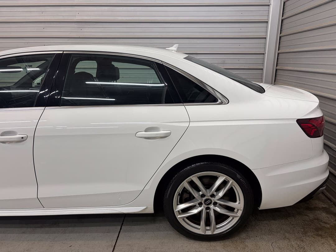Photo 5 of 2020 Audi A4 45 Premium