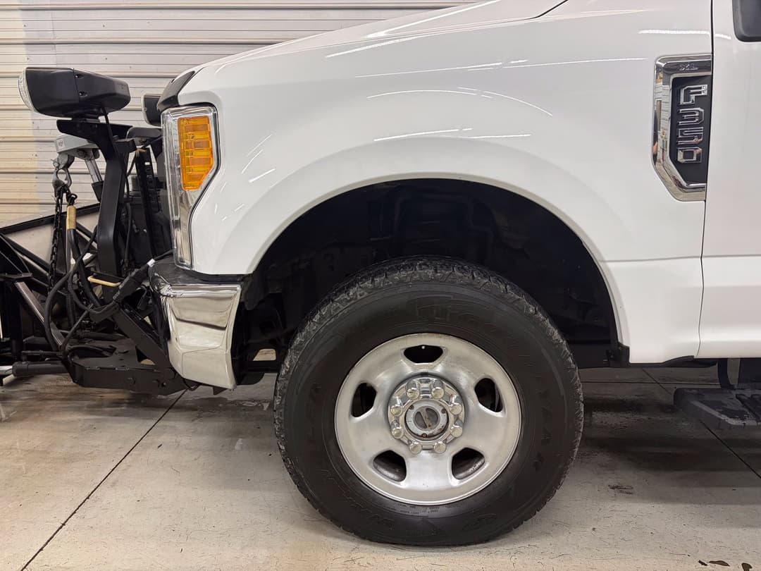 Photo 4 of 2017 Ford F-350 Super Duty XL