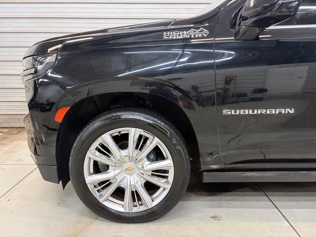 Photo 4 of 2021 Chevrolet Suburban High Country