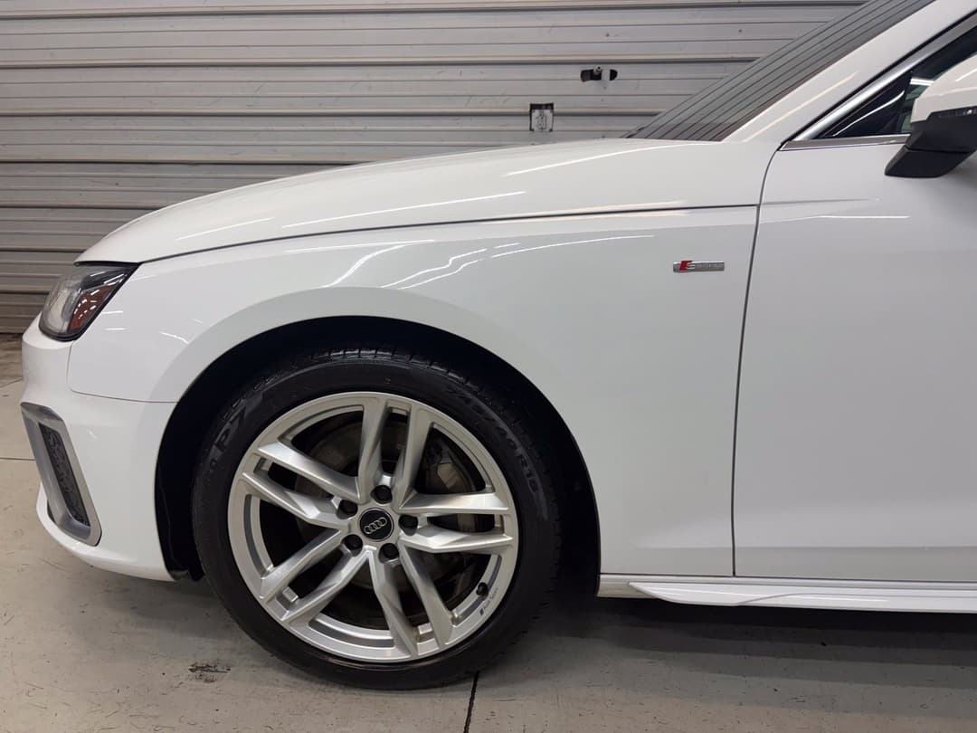 Photo 4 of 2020 Audi A4 45 Premium