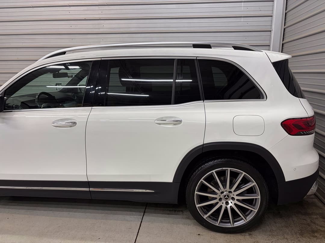 Photo 5 of 2023 Mercedes-Benz GLB GLB 250 4MATIC