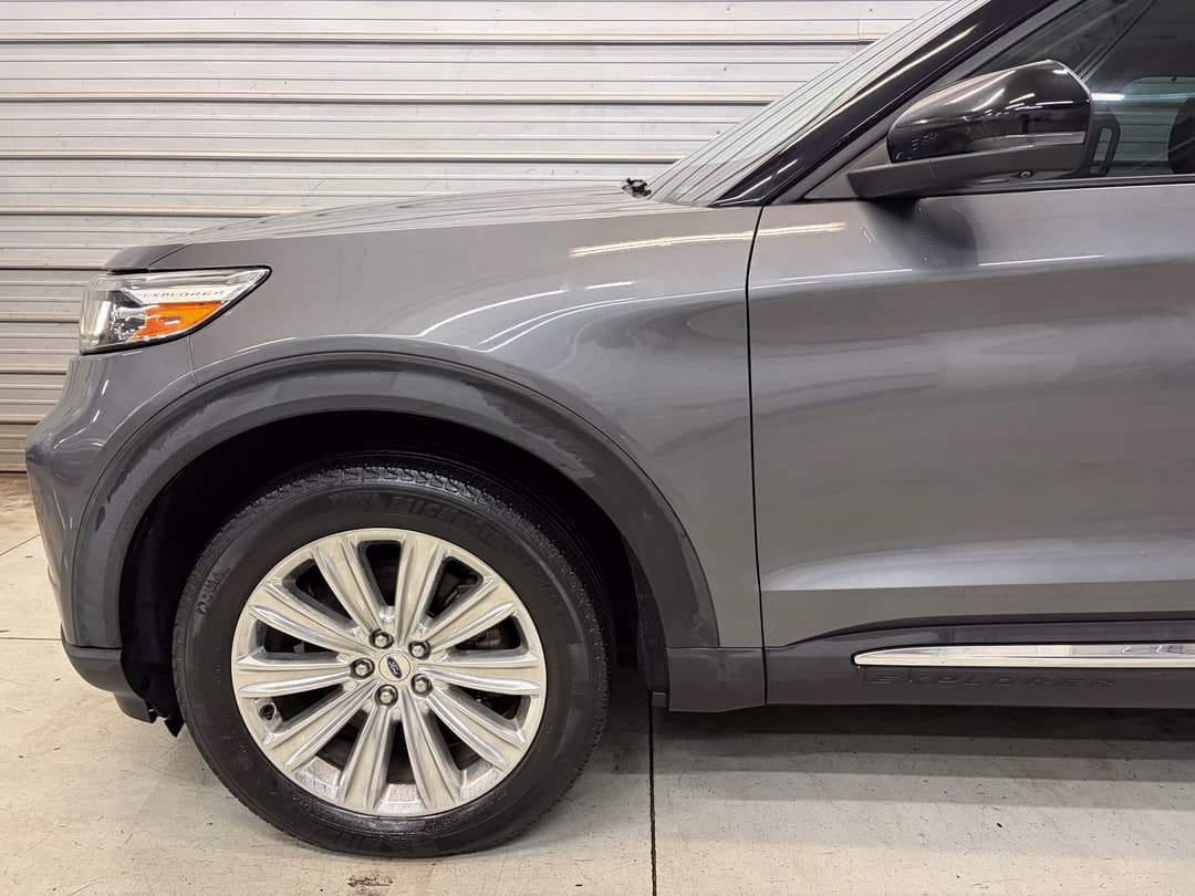 Photo 4 of 2021 Ford Explorer Hybrid Limited