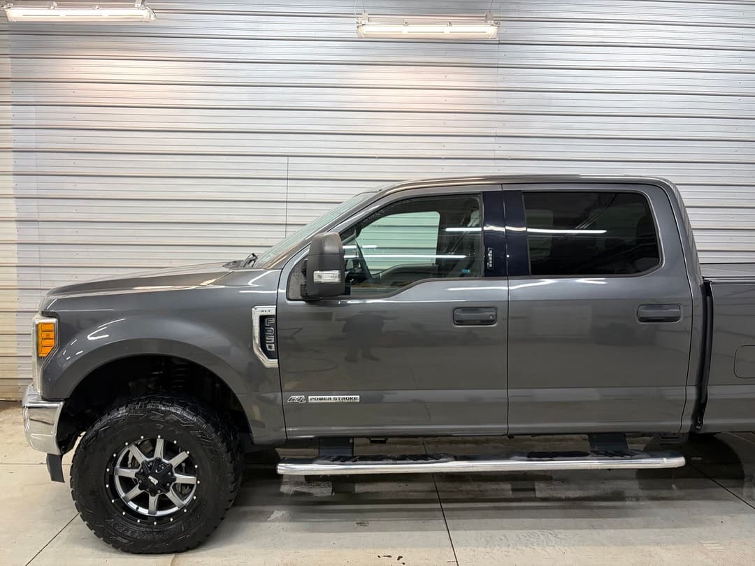 Photo 3 of 2017 Ford F-350 Super Duty XLT