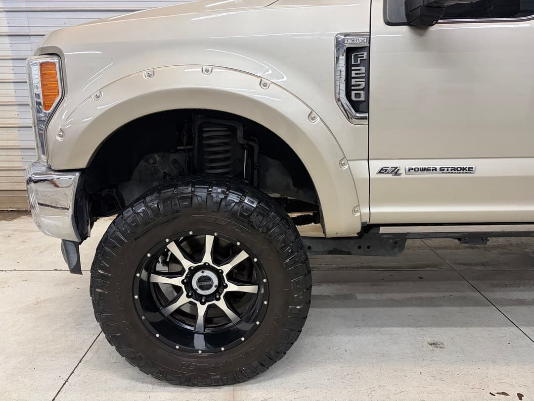 2018 Ford F-250 Super Duty King Ranch - Image 4