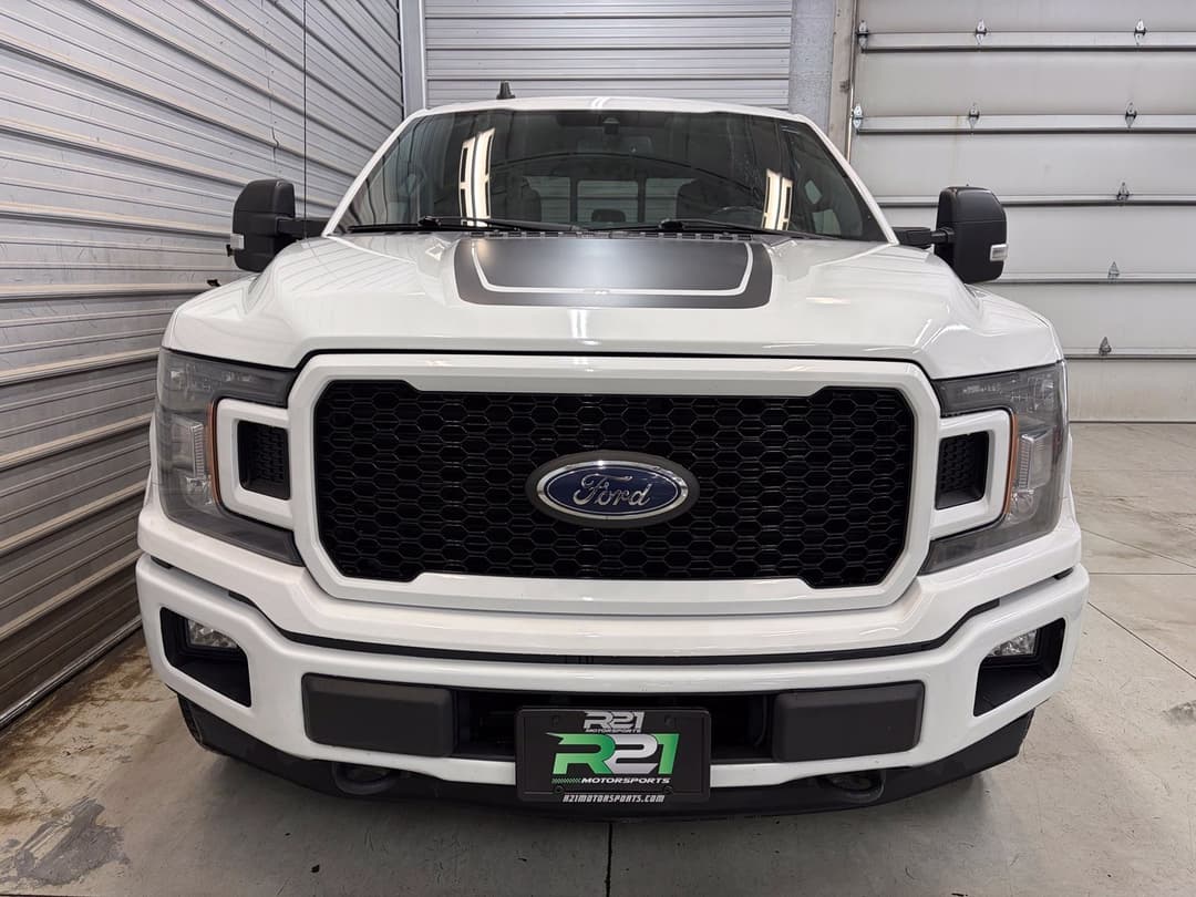 Photo 2 of 2019 Ford F-150 XLT