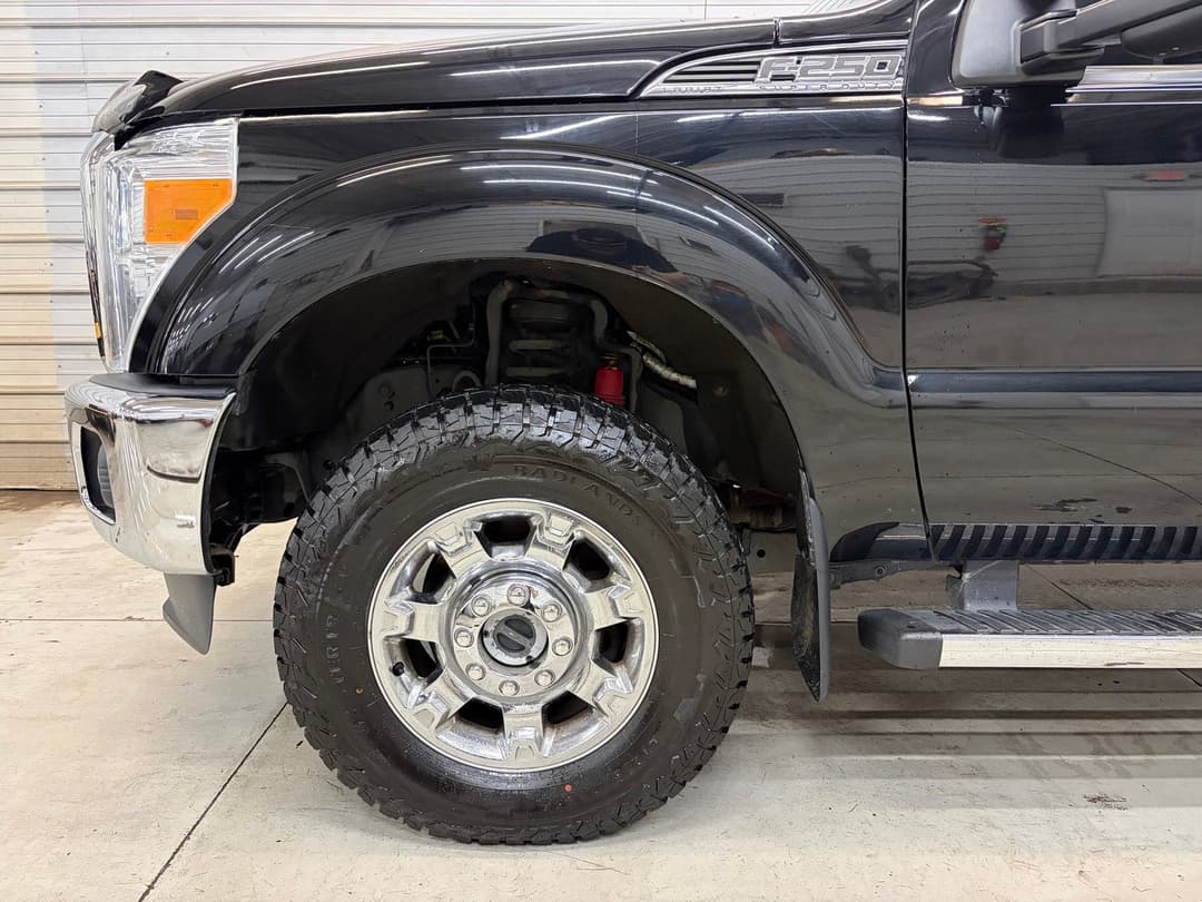 Photo 4 of 2016 Ford F-250 Super Duty Lariat
