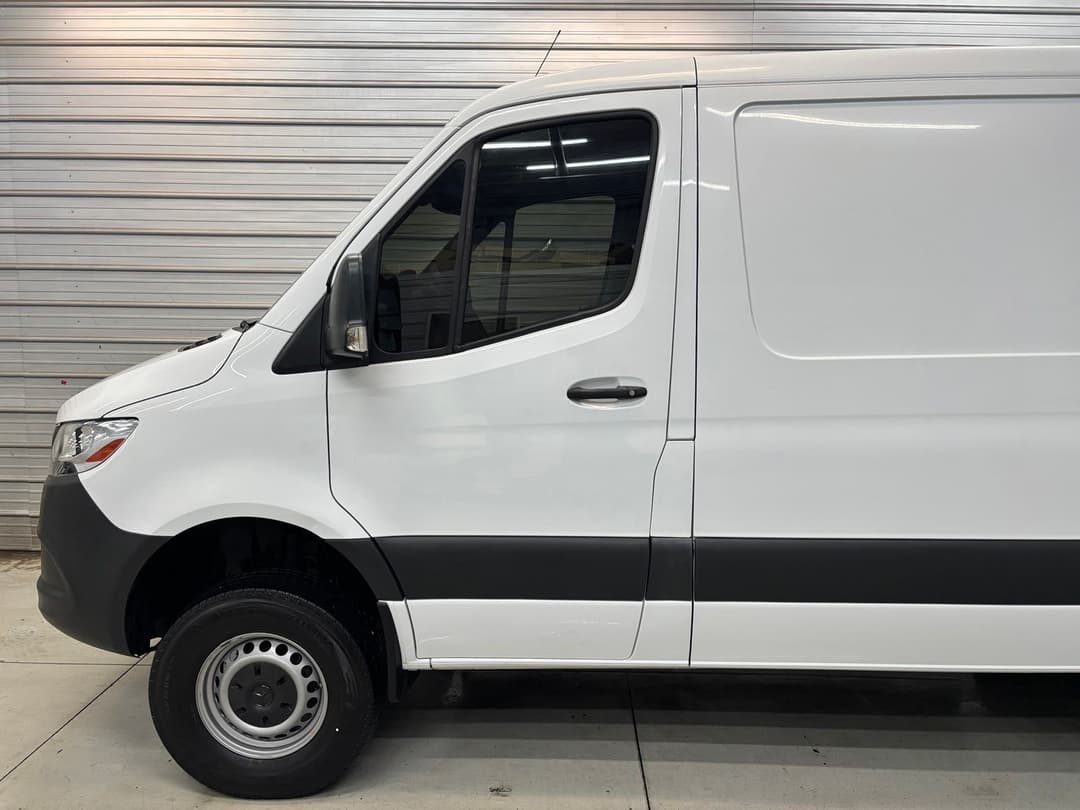 Photo 3 of 2019 Mercedes-Benz Sprinter Cargo 144 WB