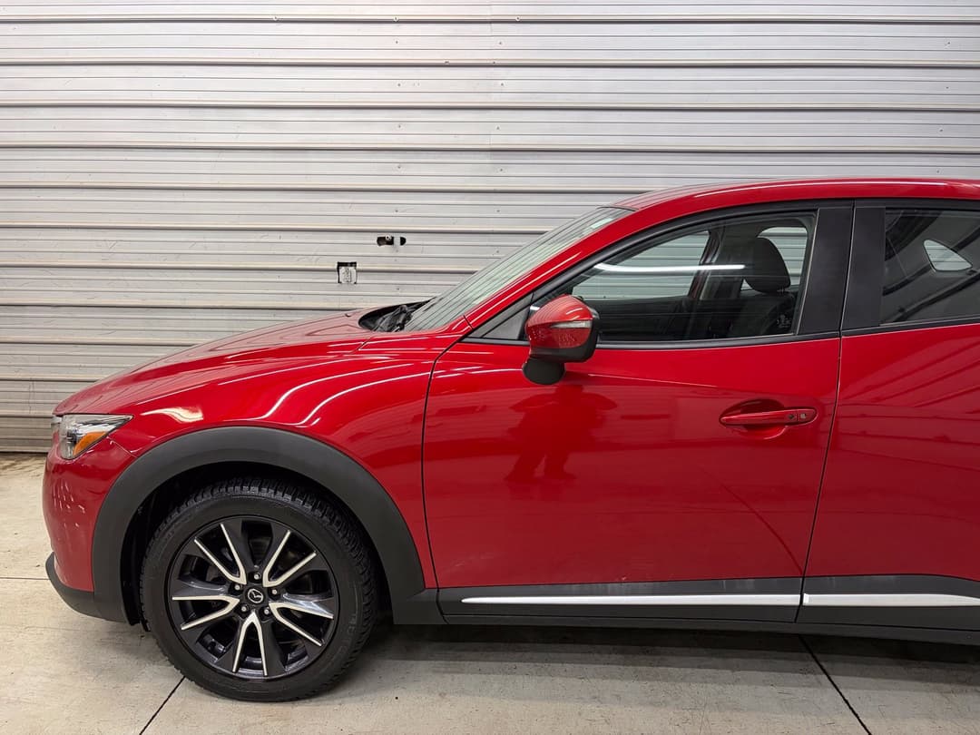 2018 Mazda CX-3 Grand Touring - Image 3