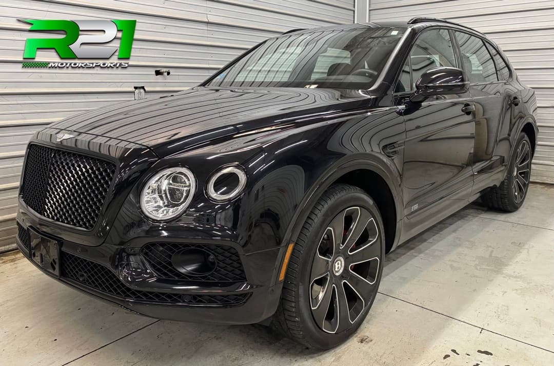 Photo 1 of 2020 Bentley Bentayga V8