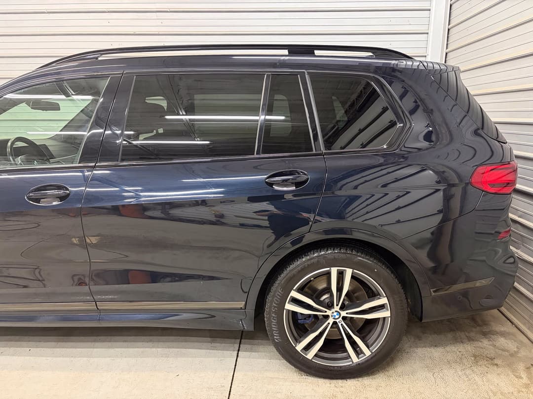 Photo 5 of 2021 BMW X7 M50i