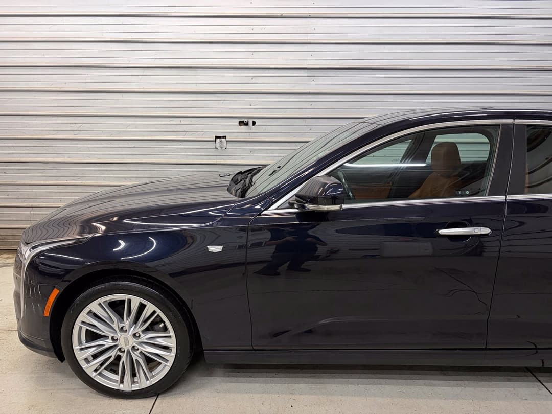 Photo 3 of 2020 Cadillac CT4 Premium Luxury