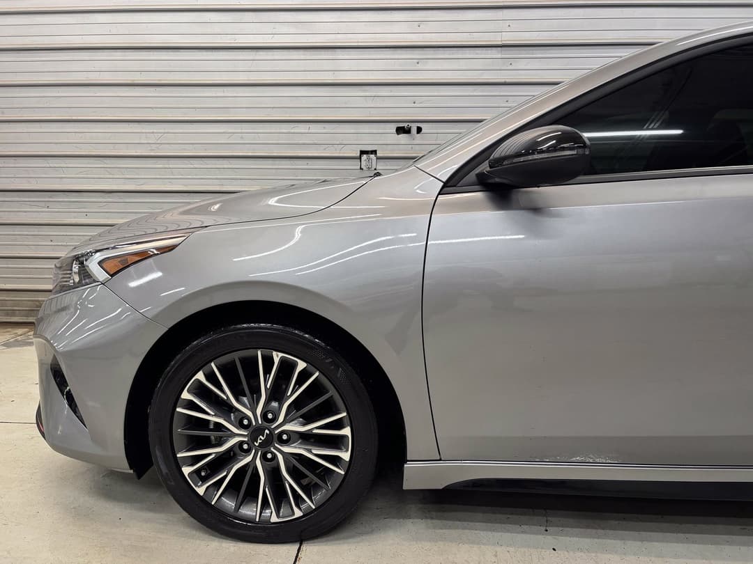 Photo 4 of 2024 Kia Forte GT-Line