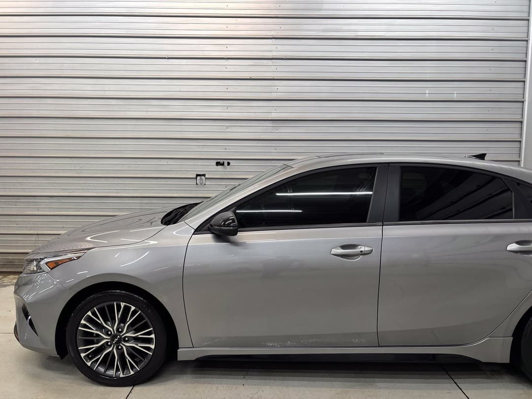 Photo 3 of 2024 Kia Forte GT-Line
