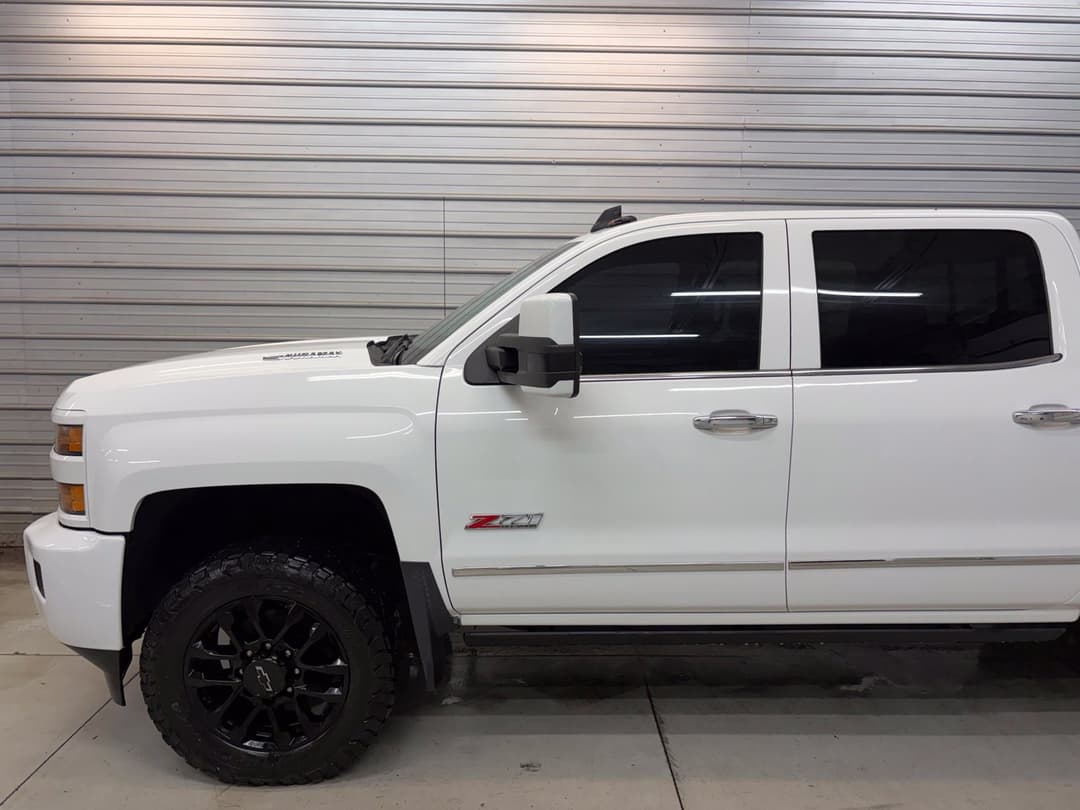 Photo 3 of 2016 Chevrolet Silverado 2500HD LTZ